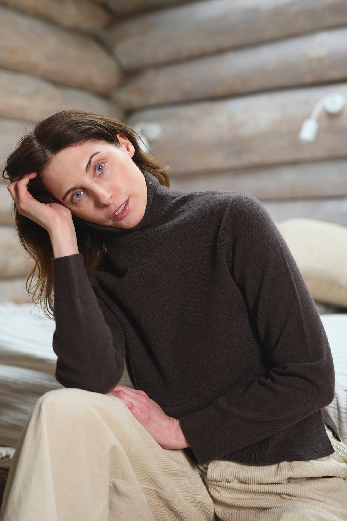 LuciaAG Roll Neck Pullover